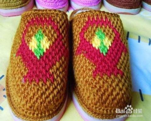 如何钩成人拖鞋视频教程,跟随视频教程钩编时尚成人拖鞋