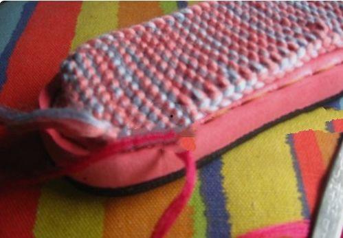 如何钩成人拖鞋视频教程,跟随视频教程钩编时尚成人拖鞋