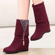 成人少女短靴视频,时尚短靴演绎成人少女魅力风采