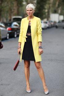 秋叶成人衣服怎么穿视频,打造时尚秋季造型