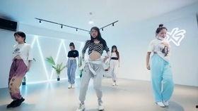 校园成人礼走路视频,青春脚步下的成长足迹