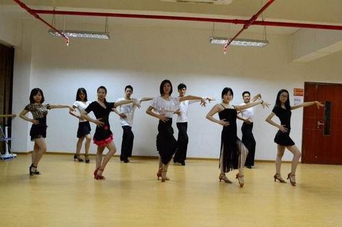 虾子成人舞蹈视频大全