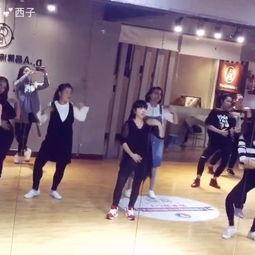 成人跳舞视频教程简单版,跟随视频轻松学会成人舞蹈 第2张 成人跳舞视频教程简单版,跟随视频轻松学会成人舞蹈 第2张