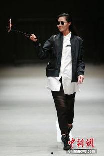 成人滑板走秀视频 第2张 成人滑板走秀视频 第2张