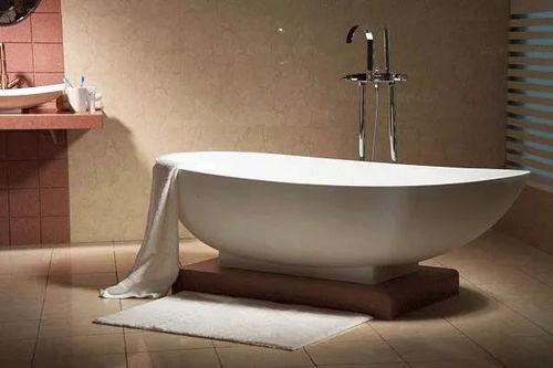 成人浴缸改造视频播放,跟随视频教程轻松改造您的成人浴缸  第1张