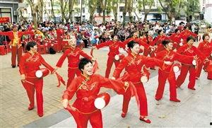 成人游园腰鼓视频大全播放,成人游园腰鼓视频大全赏析  第2张